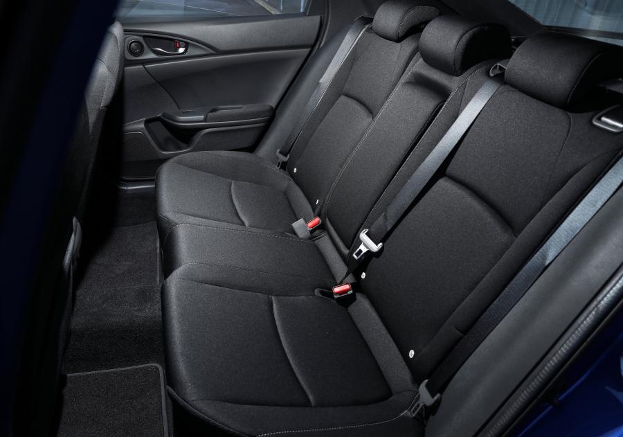 Интерьер Honda Civic VTi Hatchback 2020 года  (AU) (фото 21 из 35)